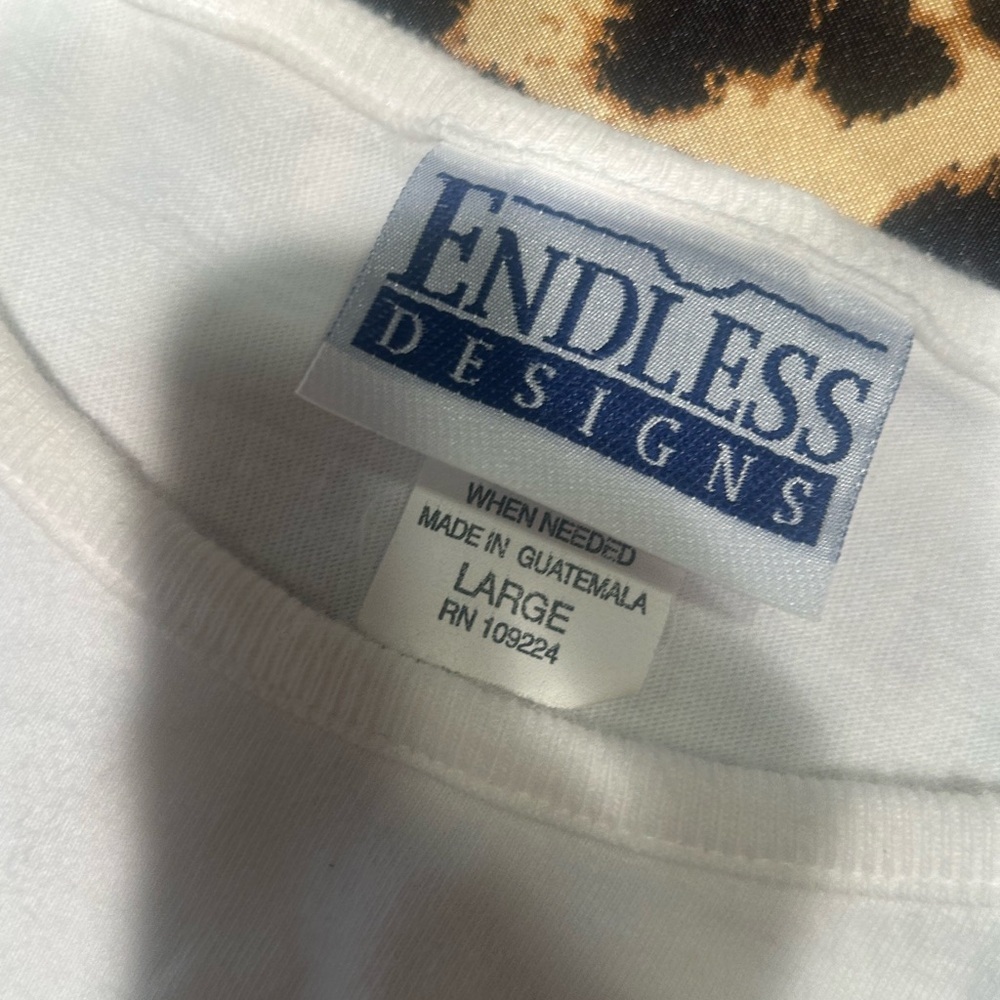 Vintage Endless Design Embroidered Cat Halloween Long Sleeve Shirt - Picture 3 of 8